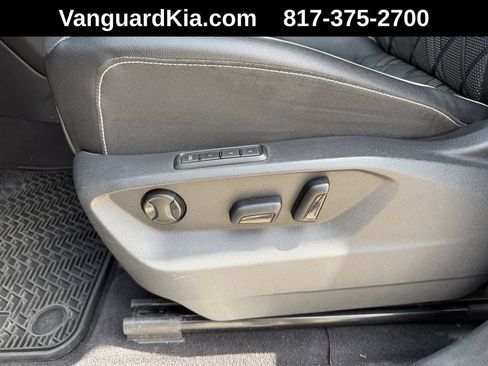 Used 2024 Volkswagen Atlas SEL Premium R-Line AWD/4WD image 32