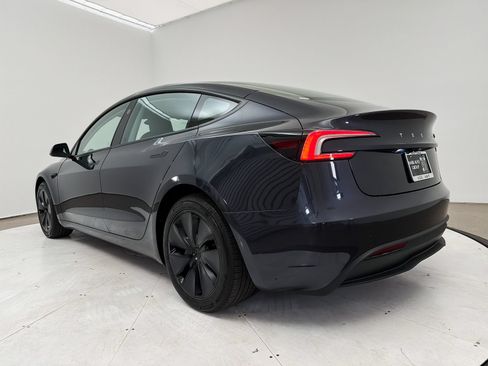 Used 2024 Tesla Model 3 Standard Range RWD image 12