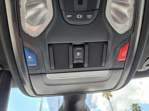 Used 2024 RAM 1500 Big Horn RWD image 33