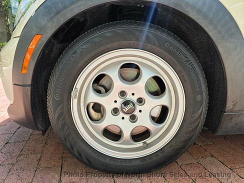 Used 2012 MINI Cooper Hardtop image 16