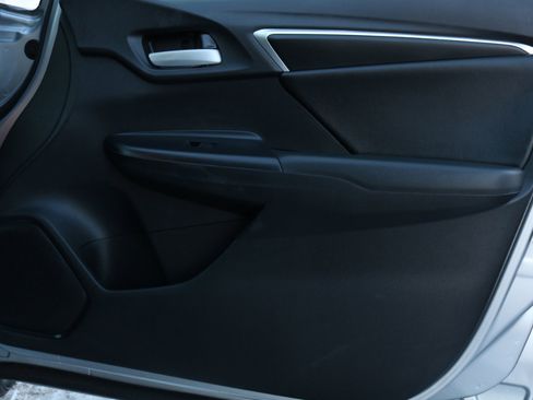 Used 2019 Honda Fit EX-L image 37