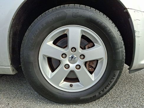 Used 2012 Dodge Grand Caravan SXT image 8