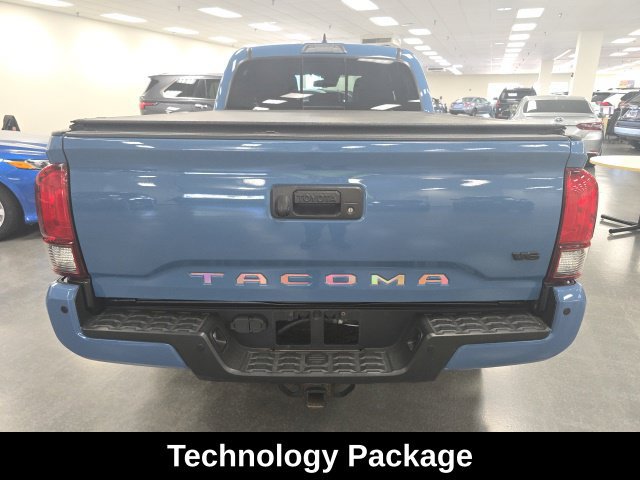 Used 2019 Toyota Tacoma TRD Sport w/ Technology Package AWD/4WD image 4