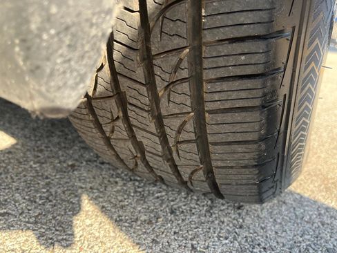 Used 2022 Toyota Highlander XLE image 42