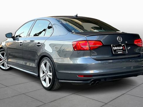 Used 2016 Volkswagen Jetta GLI SE image 11