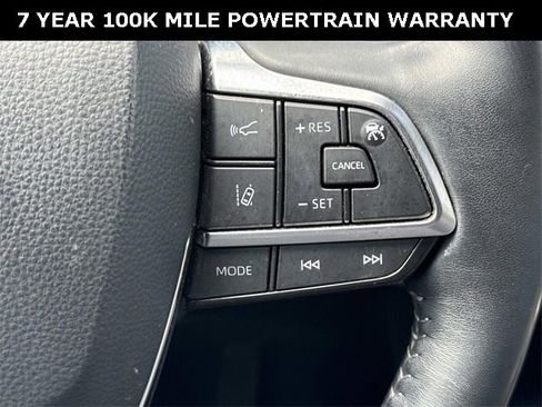 Used 2021 Toyota Highlander Platinum image 24