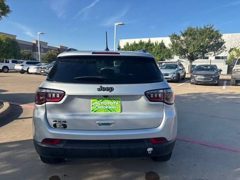 Used 2026 Jeep Compass Latitude AWD/4WD image 6