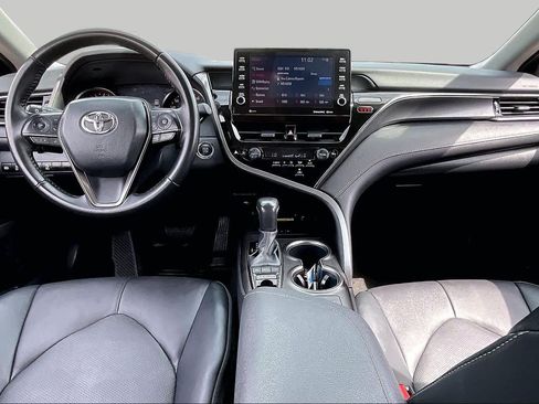 Used 2024 Toyota Camry XSE FWD image 16