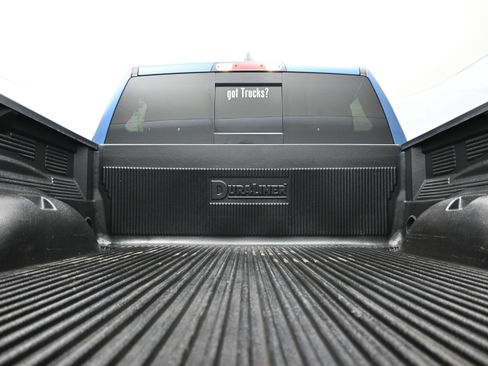 Used 2024 RAM 1500 Big Horn AWD/4WD image 7