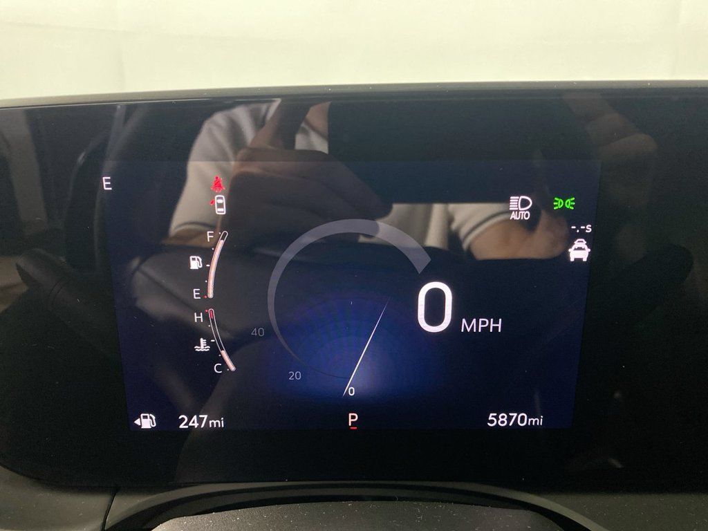 Certified 2024 Buick Envista Avenir FWD image 15