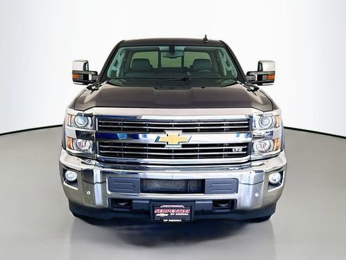 Used 2015 Chevrolet Silverado 2500 LTZ w/ Duramax Plus Package AWD/4WD image 4