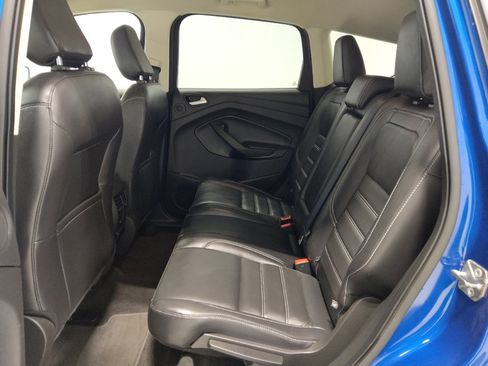 Used 2019 Ford Escape Titanium AWD/4WD image 18
