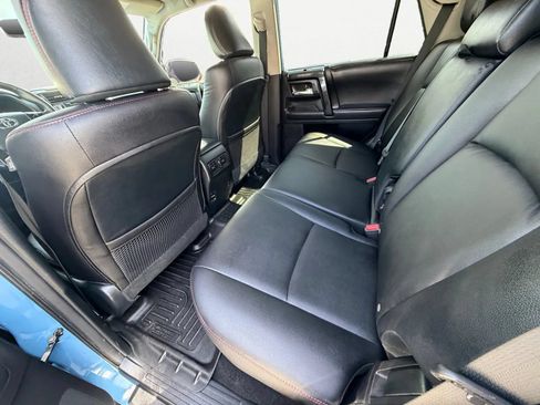 Used 2018 Toyota 4Runner 4WD image 22