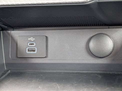 Used 2025 Ford Mustang GT Premium RWD image 27