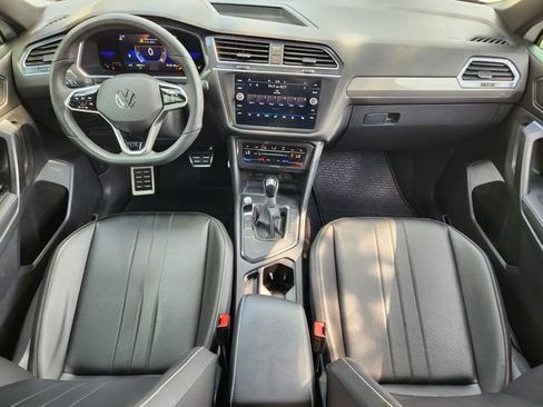 Used 2022 Volkswagen Tiguan SE R-Line FWD image 26