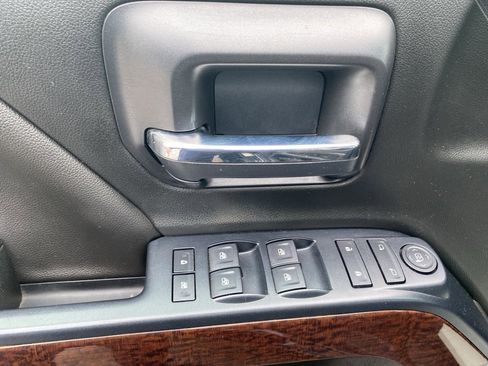 Used 2018 GMC Sierra 1500 SLE w/ SLE Value Package image 22