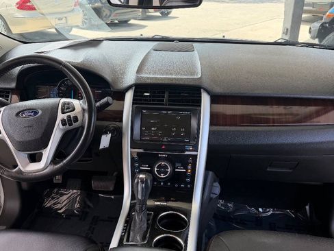 Used 2011 Ford Edge Limited w/ Vision Pkg AWD/4WD image 14
