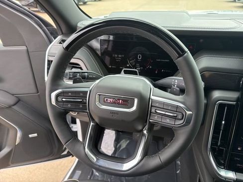 New 2026 GMC Yukon XL Elevation AWD/4WD image 17