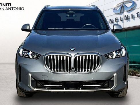 Used 2025 BMW X5 xDrive40i AWD/4WD image 4