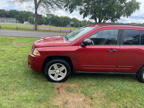 Used 2008 Jeep Compass Sport image 11