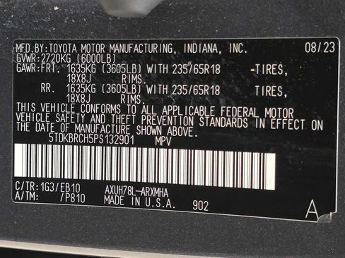 Used 2023 Toyota Highlander XLE AWD/4WD image 33