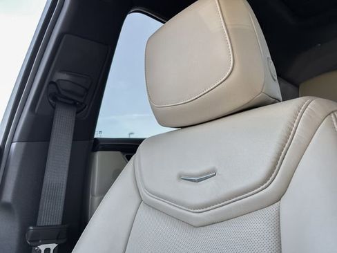 Used 2019 Cadillac XT5 Luxury FWD image 42