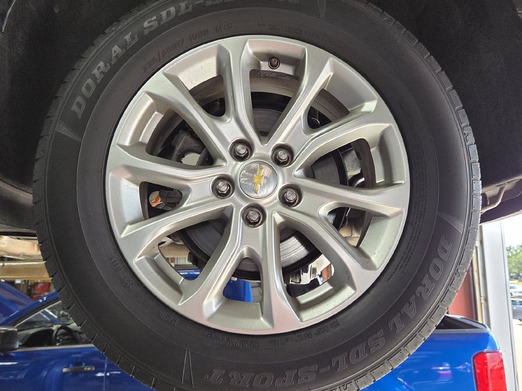 Used 2020 Chevrolet Equinox LS FWD image 4