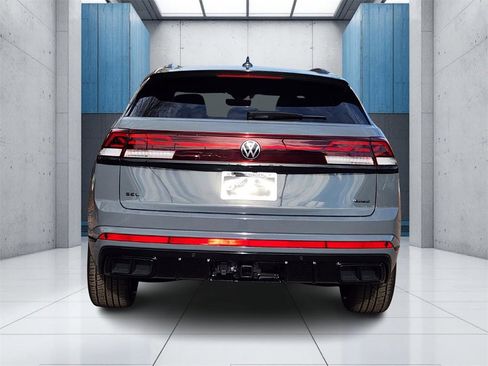 New 2026 Volkswagen Atlas Cross Sport SEL R-Line image 31