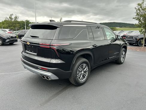 Used 2026 Chevrolet Traverse LT AWD/4WD image 7