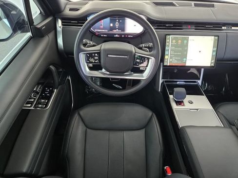 Certified 2024 Land Rover Range Rover SE AWD/4WD image 12