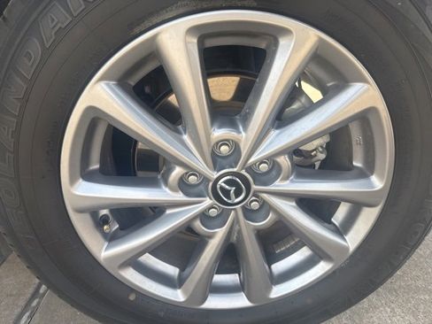 Used 2025 MAZDA CX-5 AWD 2.5 S w/ Select Package image 15