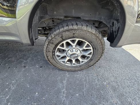 Used 2021 Ford F250 Lariat AWD/4WD image 10