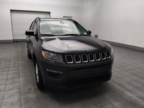 Used 2019 Jeep Compass Sport FWD image 13