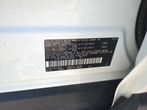 Used 2024 Toyota RAV4 LE image 33