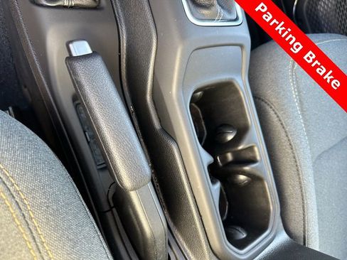 Used 2024 Jeep Wrangler Sport S image 32