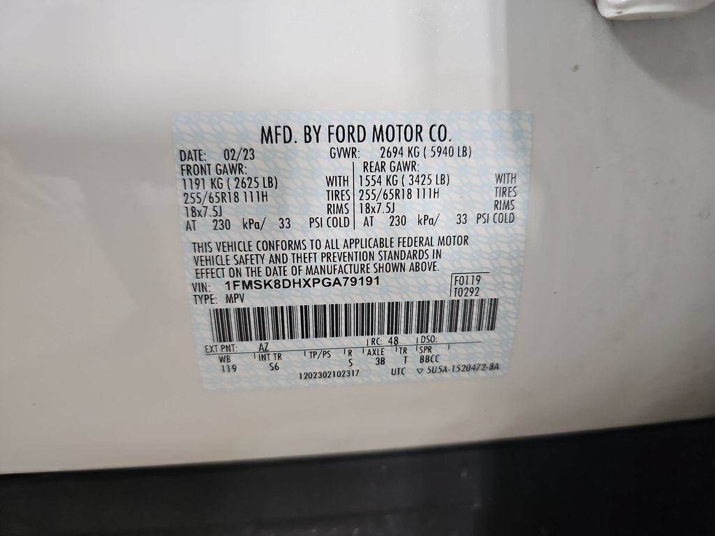 Used 2023 Ford Explorer XLT w/ Equipment Group 202A AWD/4WD image 42