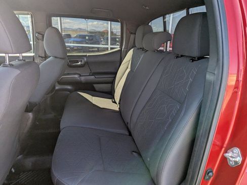 Used 2017 Toyota Tacoma TRD Off-Road w/ Tow Package (A/T) AWD/4WD image 22