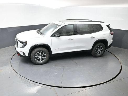 New 2026 GMC Acadia AT4 w/ Luxury Package AWD/4WD image 40