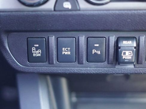 Used 2018 Toyota Tacoma TRD Pro AWD/4WD image 37