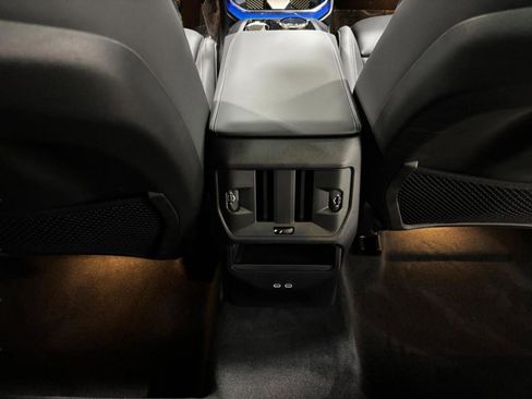 Certified 2025 BMW X3 xDrive30i w/ Premium Package image 19