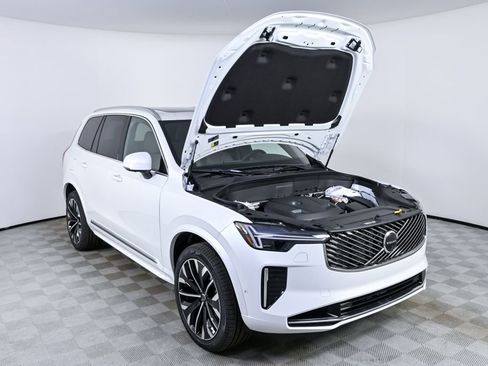 New 2026 Volvo XC90 T8 Plus w/ Protection Package AWD/4WD image 35