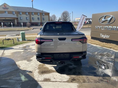 Certified 2023 Hyundai Santa Cruz SEL Premium image 4