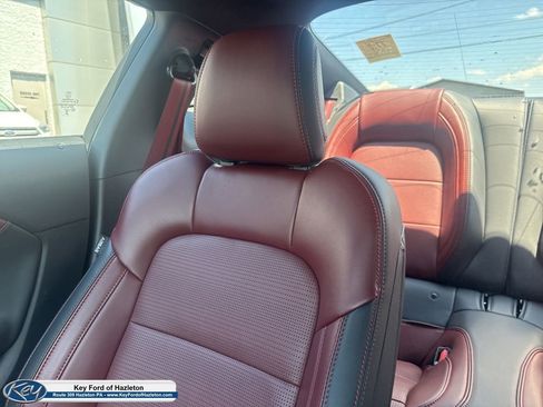 Used 2025 Ford Mustang GT Premium RWD image 37