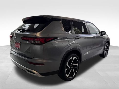 Used 2024 Mitsubishi Outlander SE AWD/4WD image 6