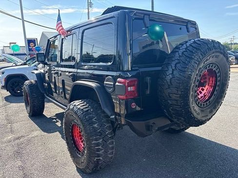 Used 2024 Jeep Wrangler Unlimited Rubicon AWD/4WD image 13