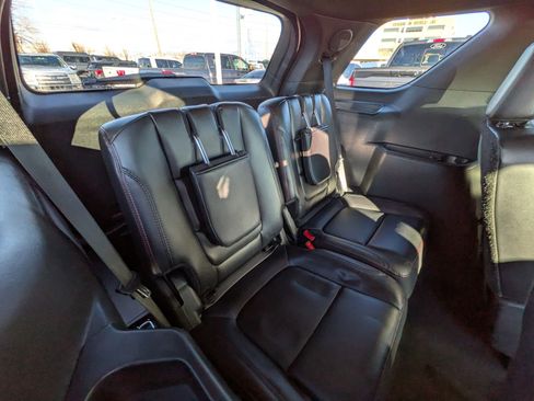 Used 2019 Ford Explorer Sport w/ Equipment Group 401A image 31