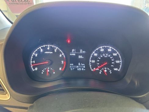 Used 2019 Hyundai Accent SE FWD image 11