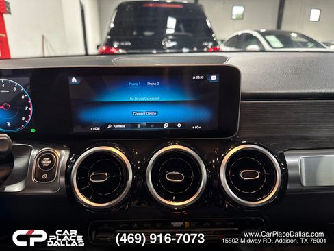 Used 2020 Mercedes-Benz GLB 250 4MATIC image 30