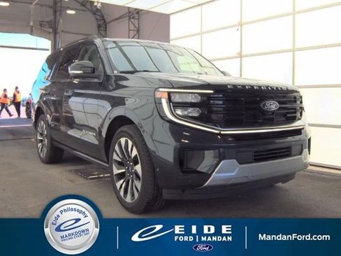 Used 2025 Ford Expedition Platinum w/ Driver's Package AWD/4WD image 1