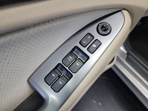 Used 2015 Kia Optima LX FWD image 14